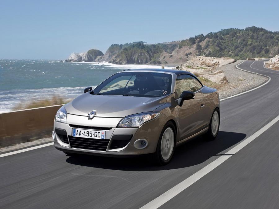  Renault Megane CC 2010 года  (фото 1 из 65)